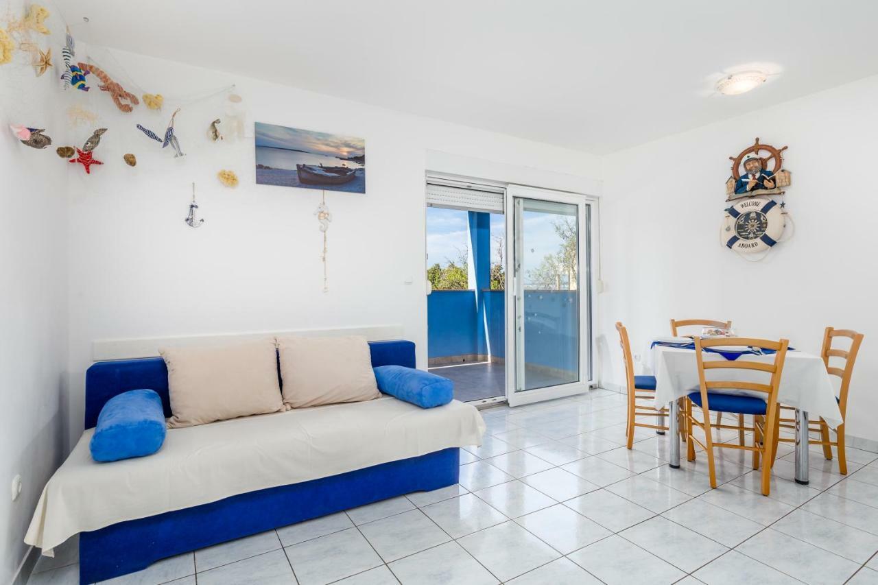 Modra Kuca Apartment Mandre Bagian luar foto